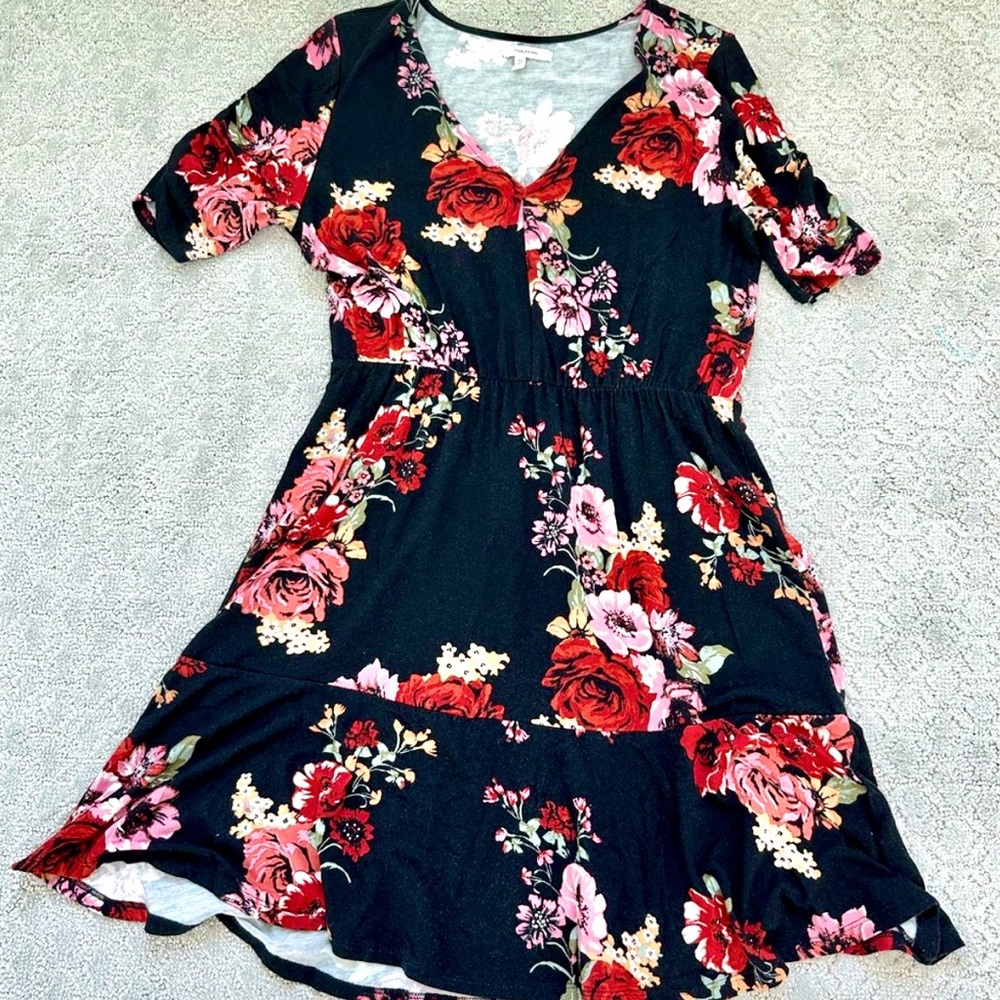 Maurices Red and Pink V-Neck Sleeved Dress